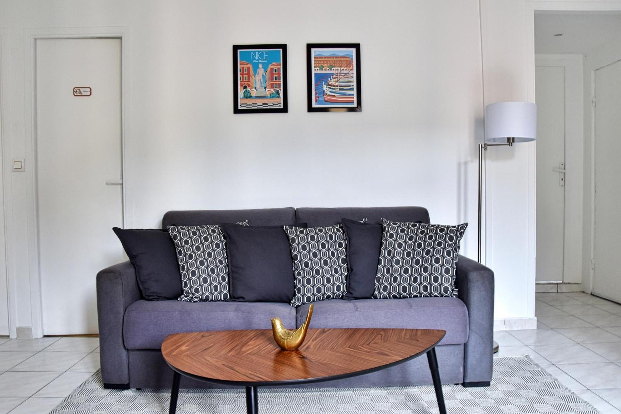 Bel Appartement Au Coeur De Niza Exterior foto